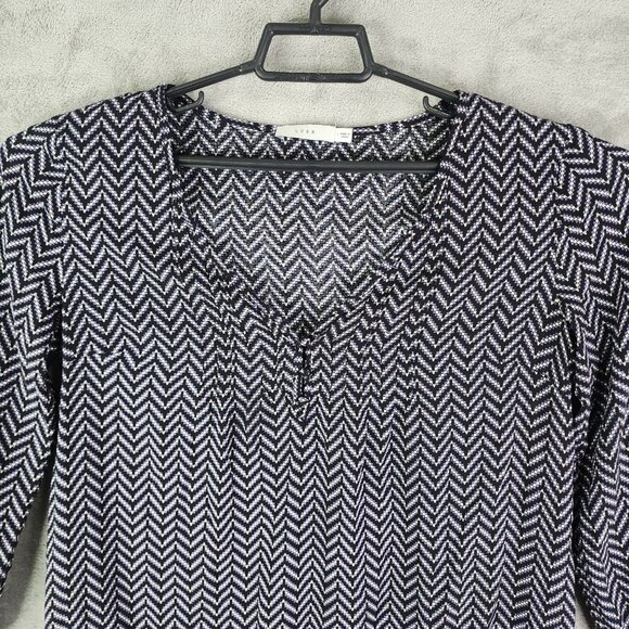 Women's Lush Chevron Black White & Purple Pattern Blouse Top 3/4 Sleeves Size M - Picture 4 of 11
